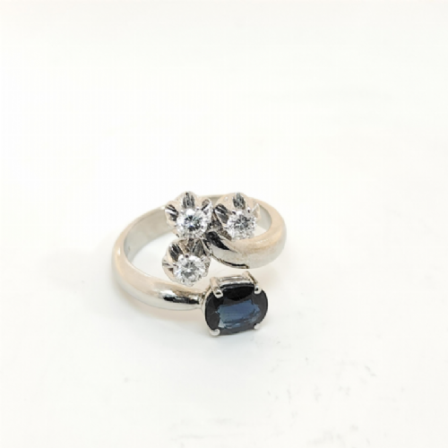  Anello in oro  diamanti e zaffiro presso Castignoli - Orologeria e gioielleria a Monza